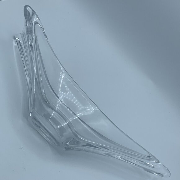 Signed Daum France Crystal Freeform Sculpture Vase - 14” Long, Elegant Design - Picture 4 of 9